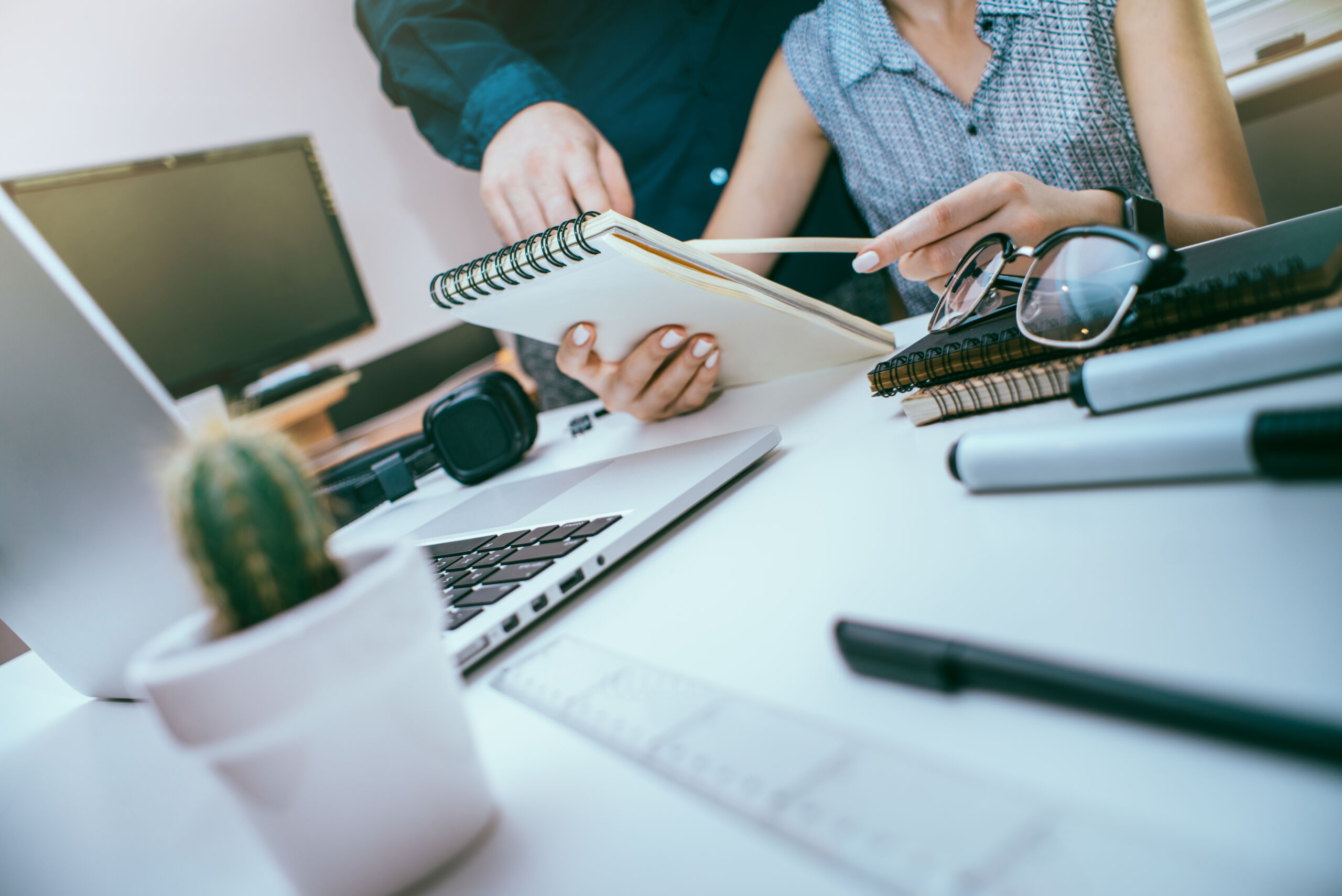 ASSISTENZA STARTUP accompagniamo i futuri imprenditori fin dall’inizio della loro attività e supportiamo semplificazione burocratica dei processi fiscali e contabili.